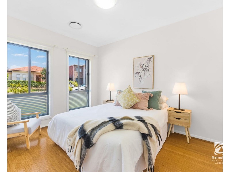 15 Thorpe Circuit, Oran Park NSW 2570
