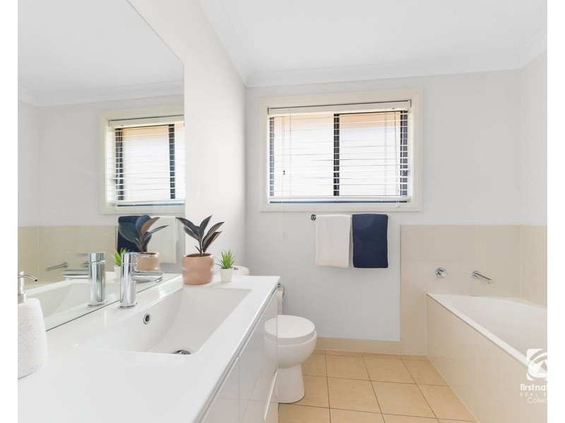 15 Thorpe Circuit, Oran Park NSW 2570