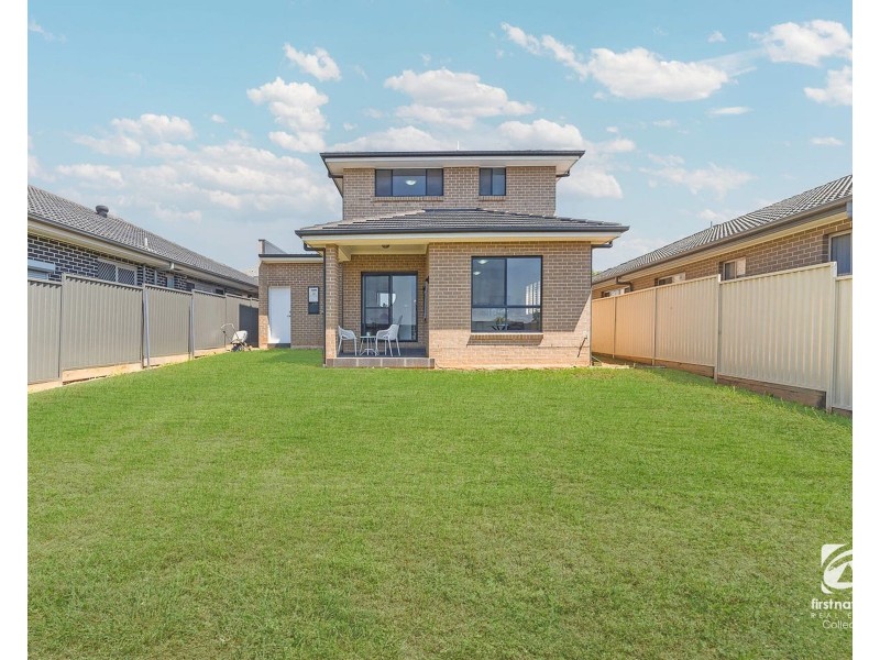 15 Thorpe Circuit, Oran Park NSW 2570