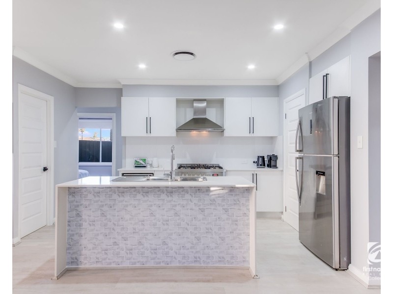 43 Donovan Boulevard, Gregory Hills NSW 2557