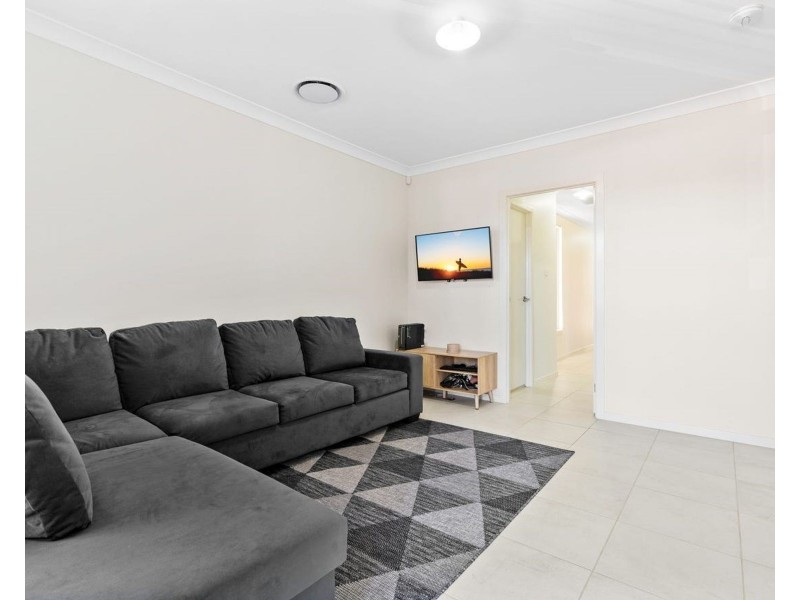 32 Sainsbury Road, Catherine Field NSW 2557