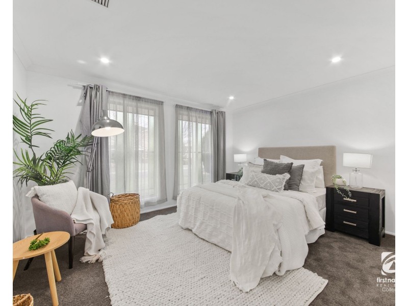 4 John McLennon Circuit, Harrington Park NSW 2567