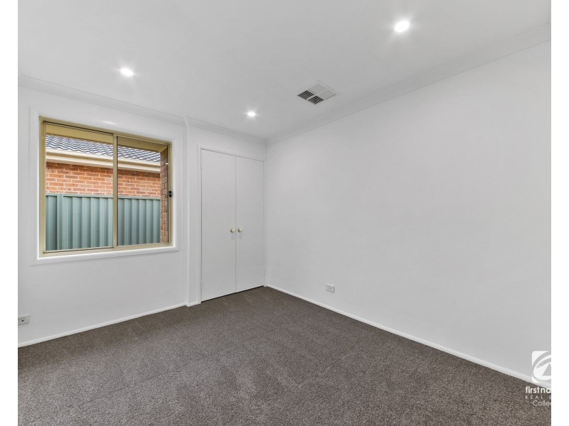 4 John McLennon Circuit, Harrington Park NSW 2567