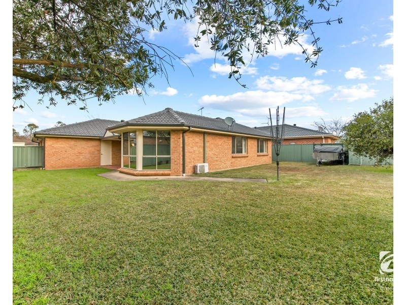 4 John McLennon Circuit, Harrington Park NSW 2567