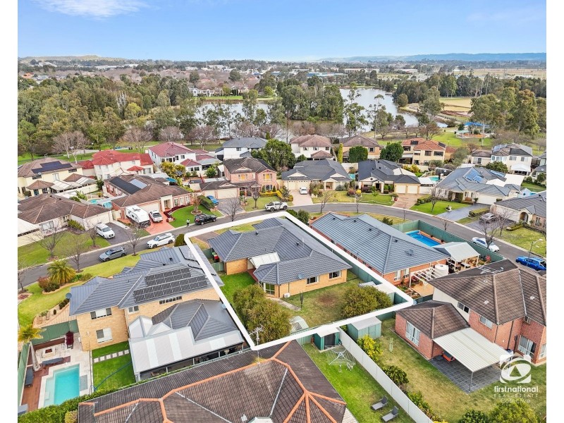 4 John McLennon Circuit, Harrington Park NSW 2567
