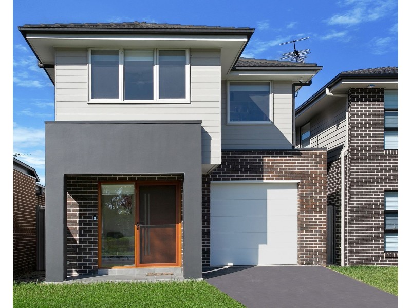 39 Pioneer Street, Gregory Hills NSW 2557