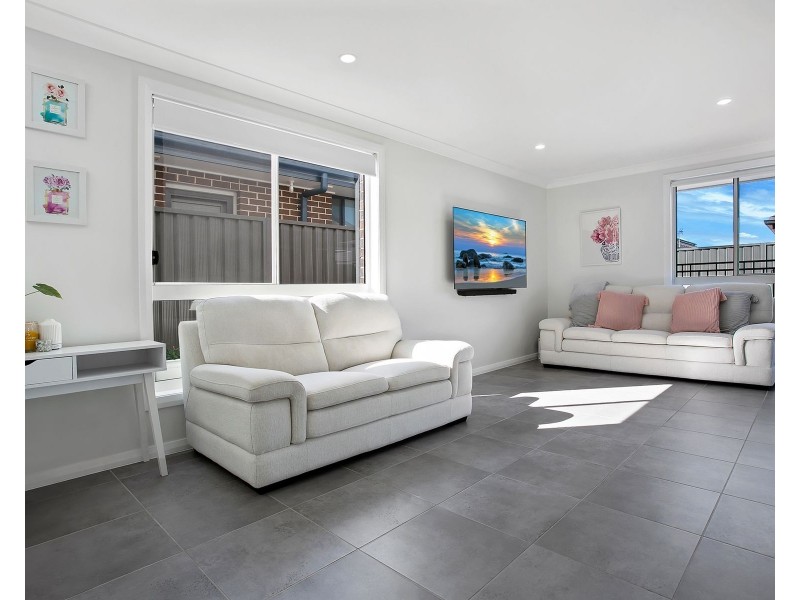 39 Pioneer Street, Gregory Hills NSW 2557
