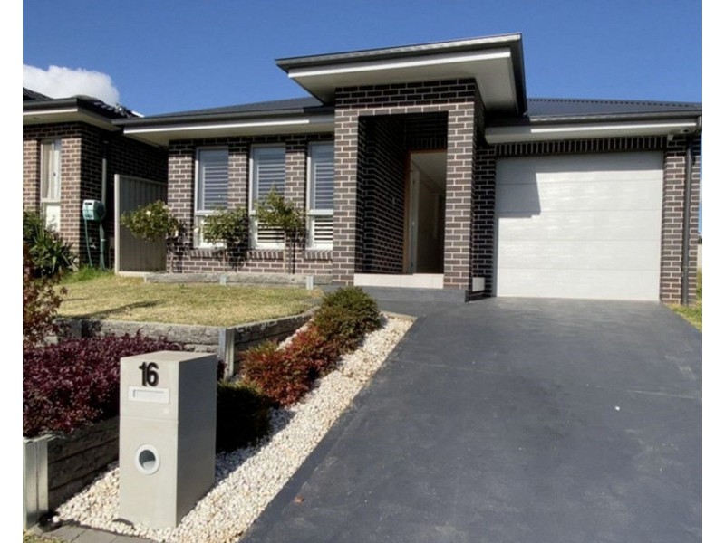 16 Victor Street, Gregory Hills NSW 2557