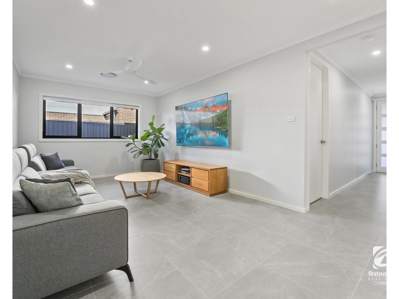 33 Limestone Avenue, Spring Farm NSW 2570