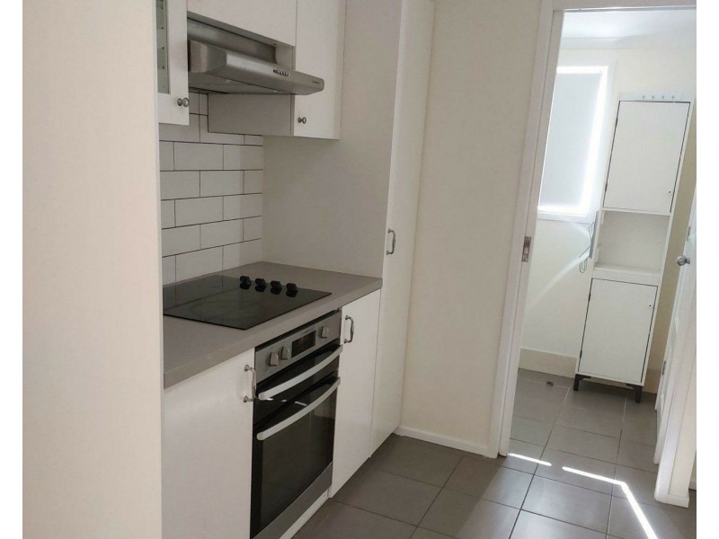 6 Park Row, Bradbury NSW 2560