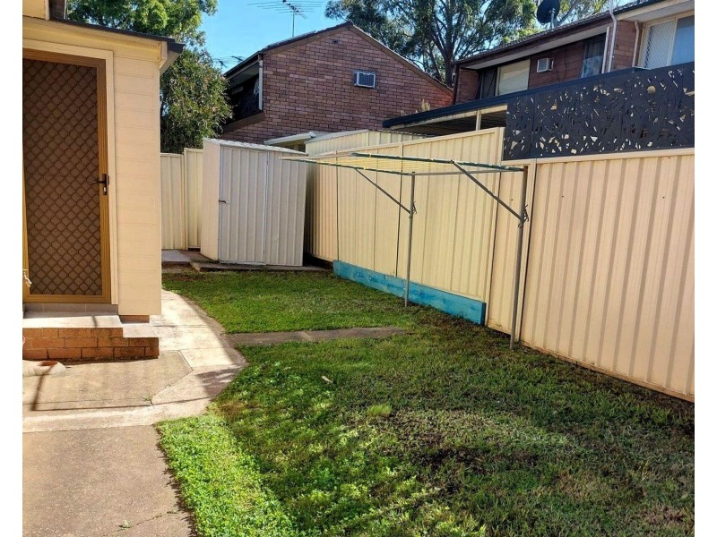 6 Park Row, Bradbury NSW 2560
