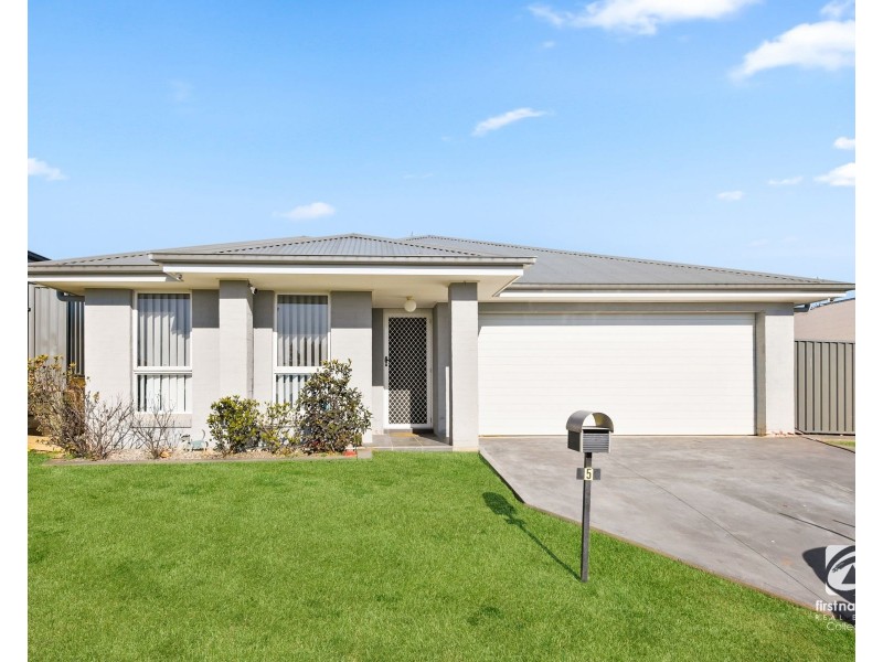5  Brunero Street, Elderslie NSW 2570