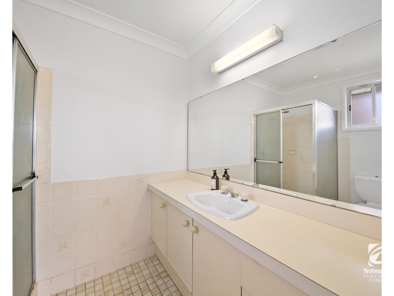 4 Kylie Place, Camden South NSW 2570