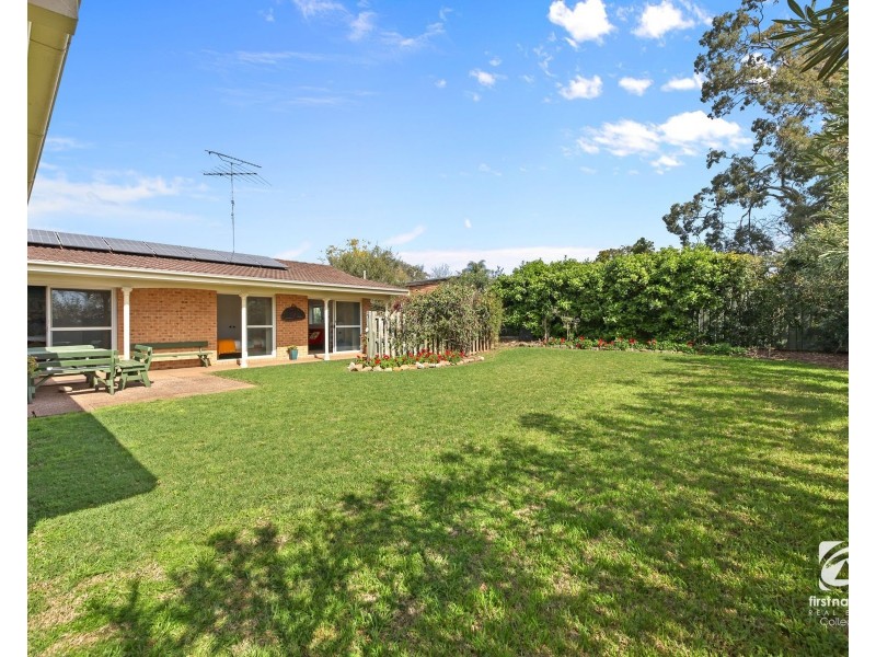 4 Kylie Place, Camden South NSW 2570