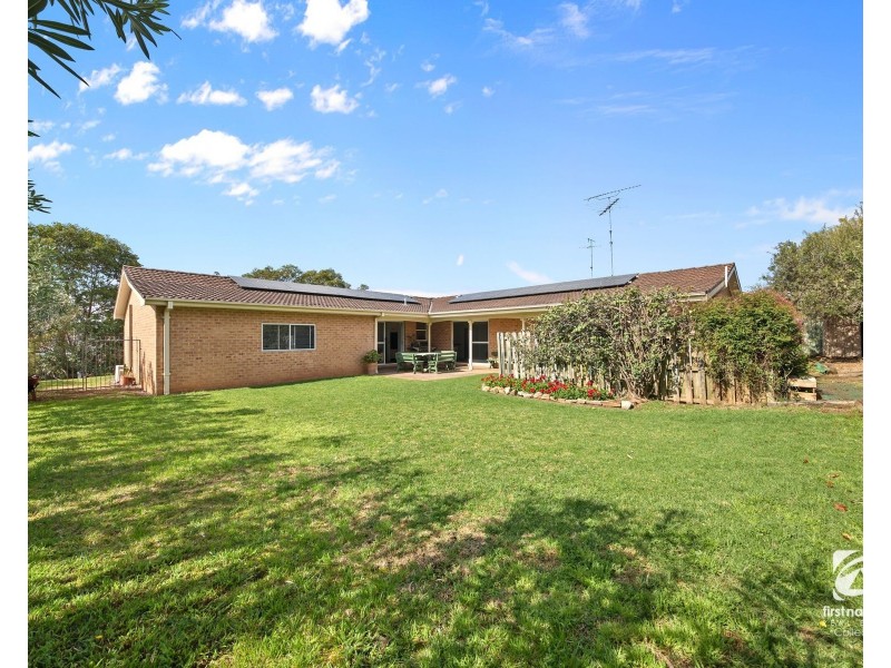 4 Kylie Place, Camden South NSW 2570
