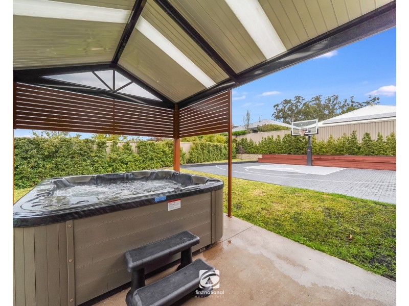 76 Castlemaine Circuit, Harrington Park NSW 2567
