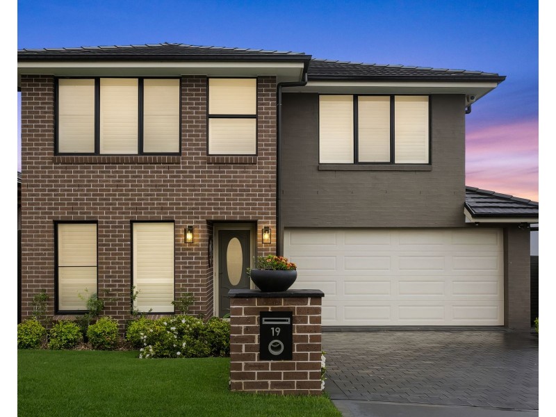 19 Orbit Street, Gregory Hills NSW 2557