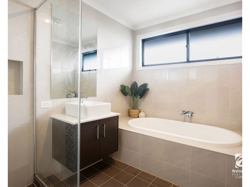 19 Orbit Street, Gregory Hills NSW 2557