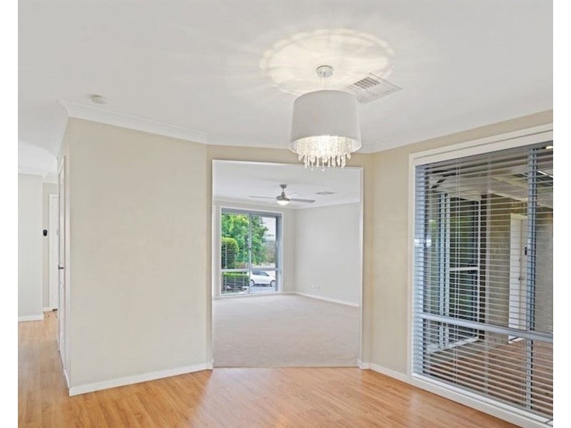 6 Thurn Street, Elderslie NSW 2570