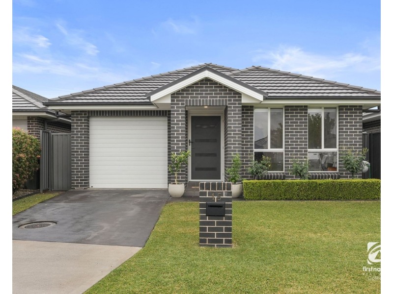 15 Mooney Street, Spring Farm NSW 2570