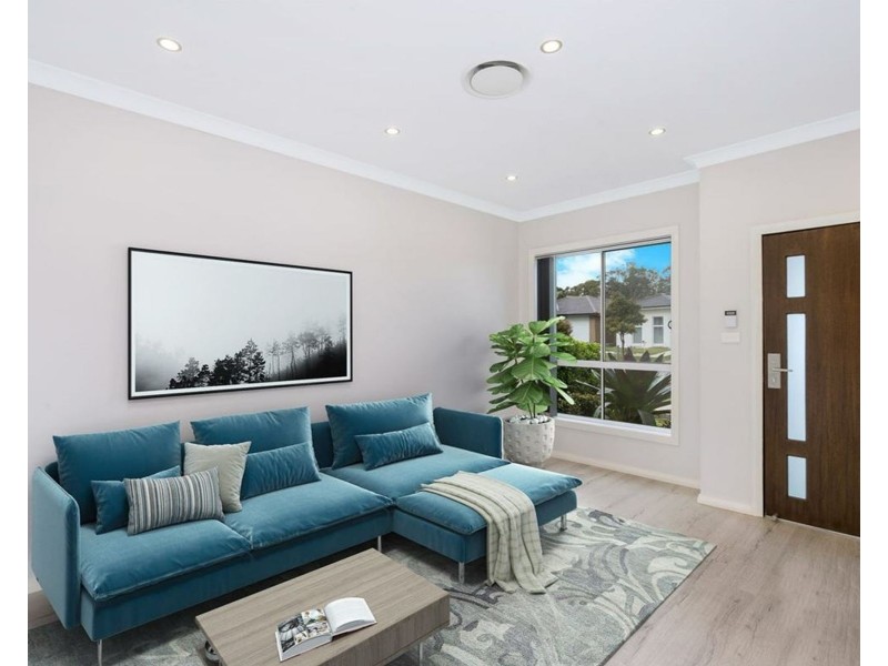 5 Moxon Street, Oran Park NSW 2570