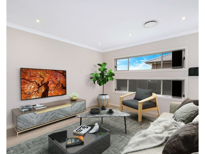 5 Moxon Street, Oran Park NSW 2570