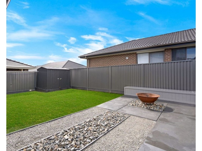 5 Moxon Street, Oran Park NSW 2570