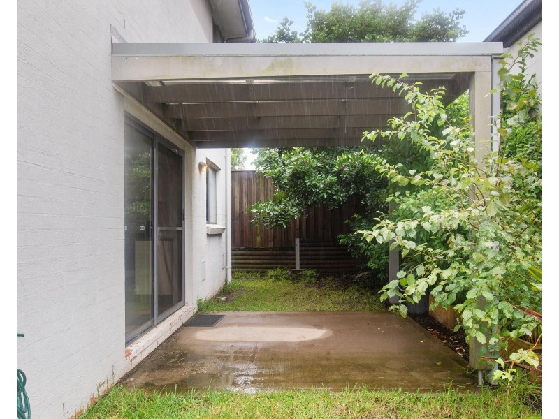 122 Minorca Cct, Spring Farm NSW 2570