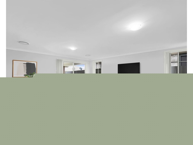 52 Austen Boulevard, Spring Farm NSW 2570