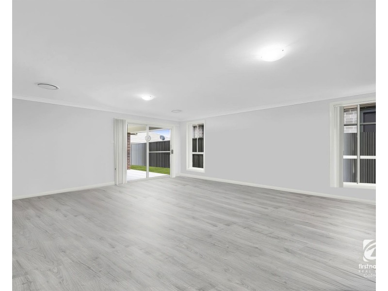 52 Austen Boulevard, Spring Farm NSW 2570