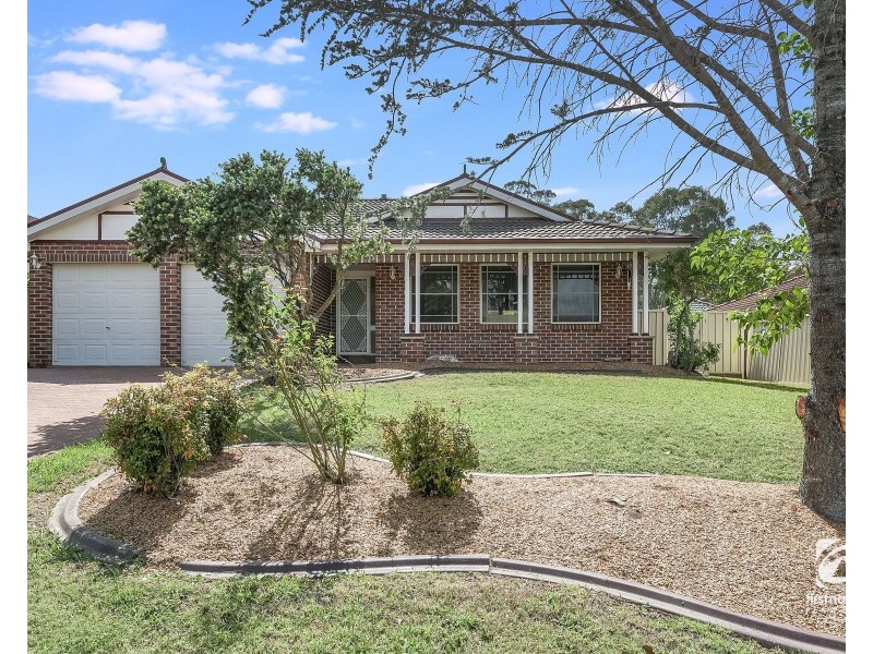 30 Solander Place, Mount Annan NSW 2567