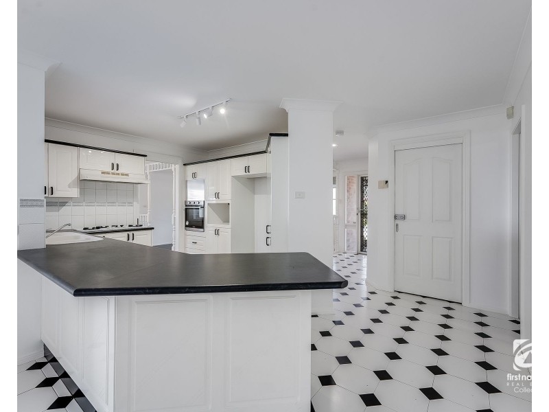 30 Solander Place, Mount Annan NSW 2567