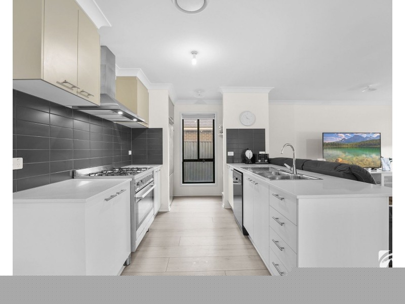 12 Bluebell Close, Gregory Hills NSW 2557