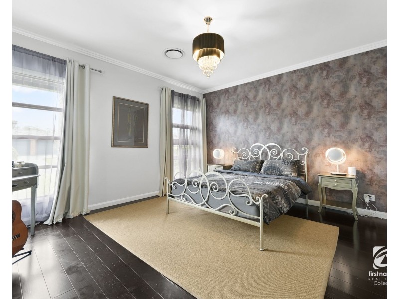 10 Dargin Close, Harrington Park NSW 2567