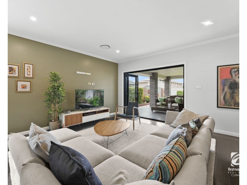 10 Dargin Close, Harrington Park NSW 2567