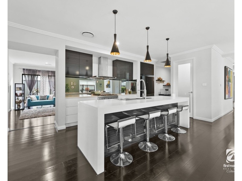 10 Dargin Close, Harrington Park NSW 2567