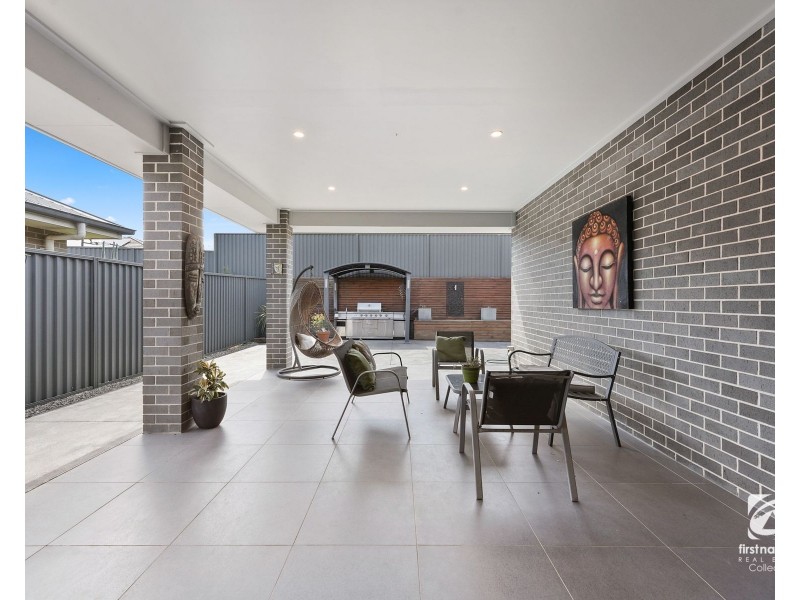 12 Bandara Circuit, Spring Farm NSW 2570