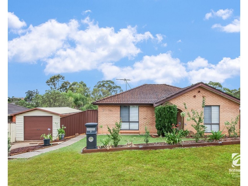 7 Brownlow Place, Ambarvale NSW 2560