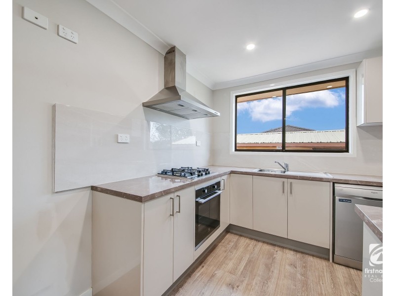 7 Brownlow Place, Ambarvale NSW 2560