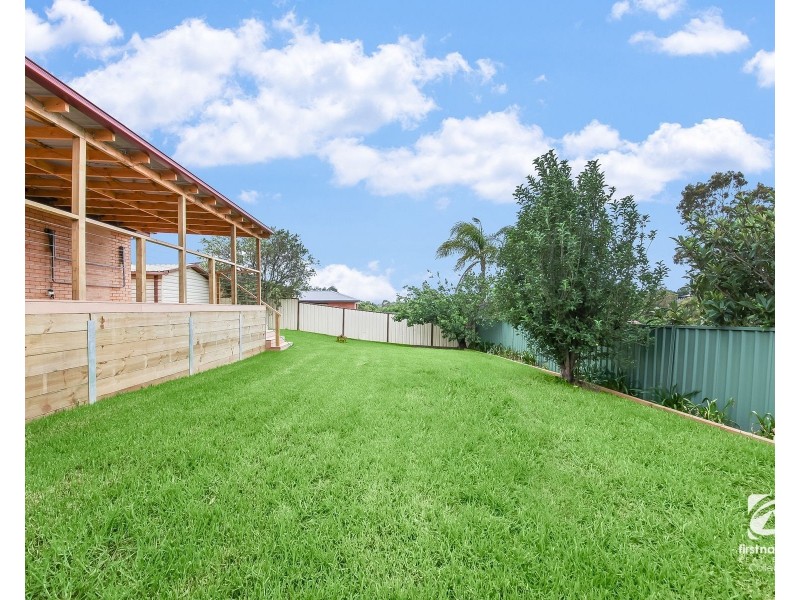 7 Brownlow Place, Ambarvale NSW 2560