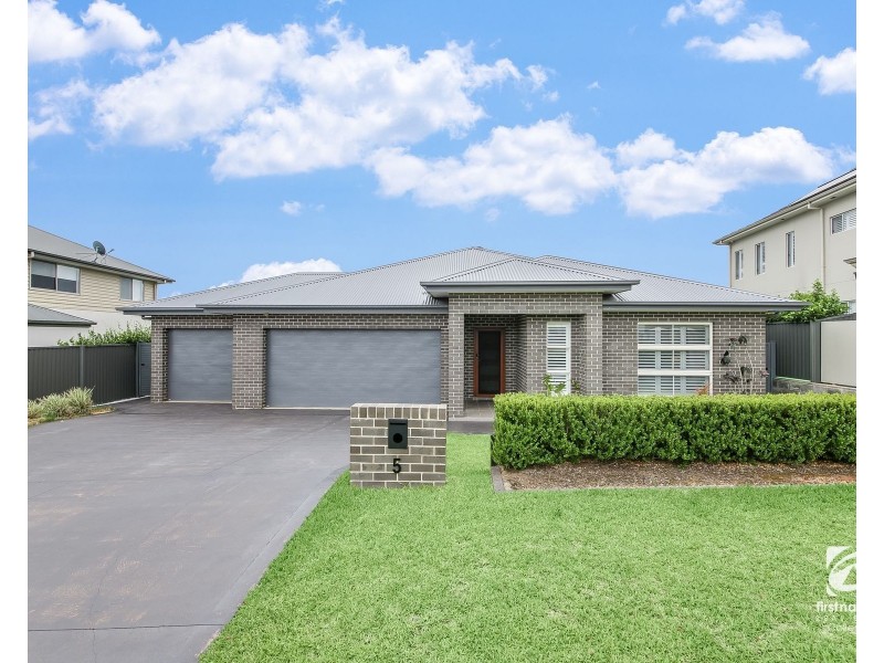 5 Moonlite Court, Harrington Park NSW 2567