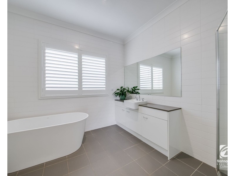 5 Moonlite Court, Harrington Park NSW 2567