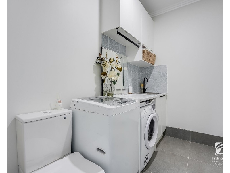 27 Camden Acres Drive, Elderslie NSW 2570