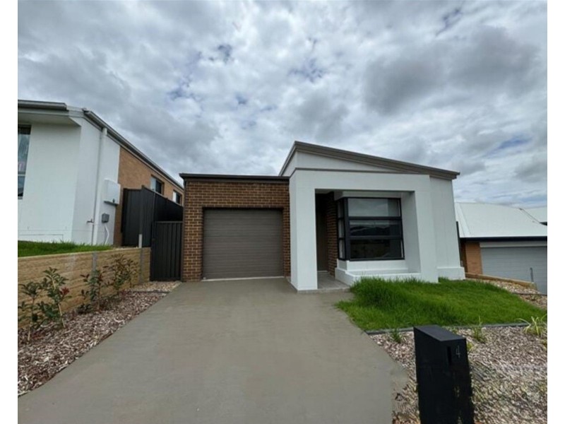 4 Burton Road, Gregory Hills NSW 2557
