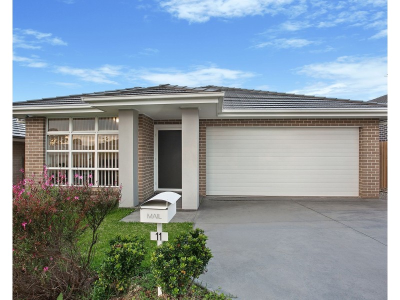 11 Richmond Road, Oran Park NSW 2570
