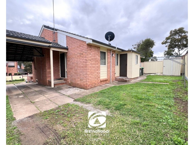 6 Park Row, Bradbury NSW 2560