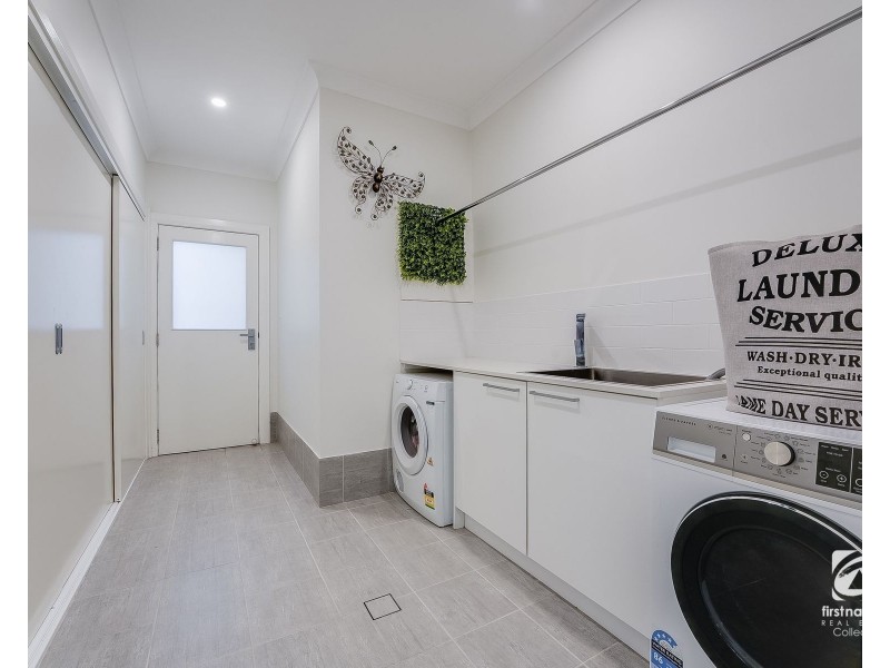 41 Donahue Circuit, Harrington Park NSW 2567