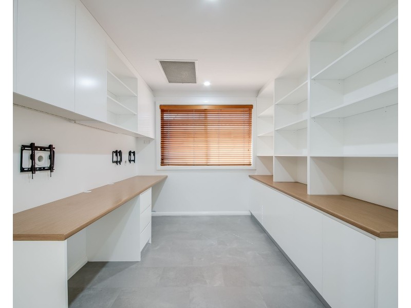 8 Steamer Place, Currans Hill NSW 2567