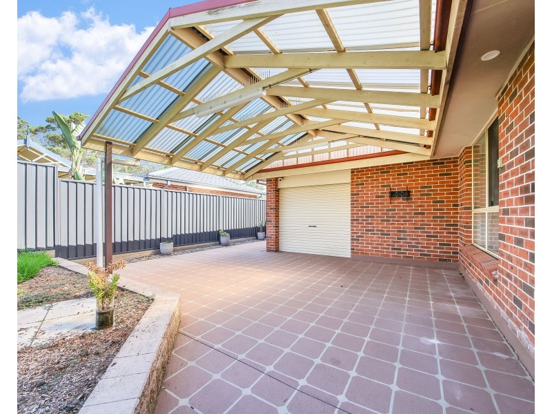 8 Steamer Place, Currans Hill NSW 2567