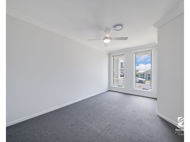 40 Doomben Street, Menangle Park NSW 2563